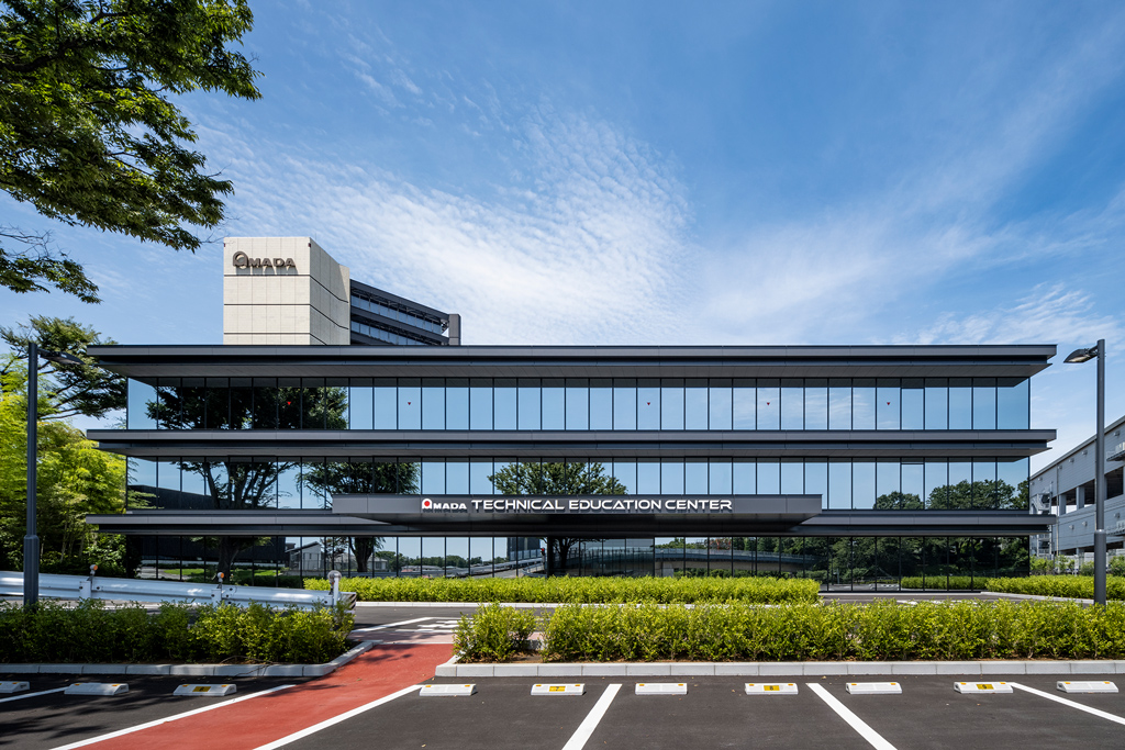 Photo: Exterior view of AMADA Technical Education Center