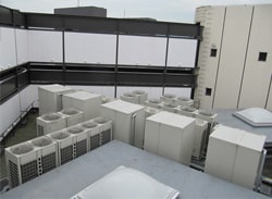Photo: Eco Ice, which is equipped with a system that uses nighttime electricity to store ice in a thermal storage layer during the night, is placed