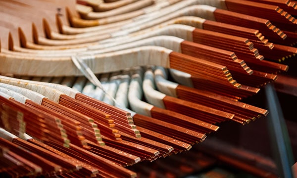 写真：モーターに使われる部品