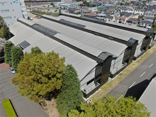 写真:グループ会社棟の事務所の俯瞰